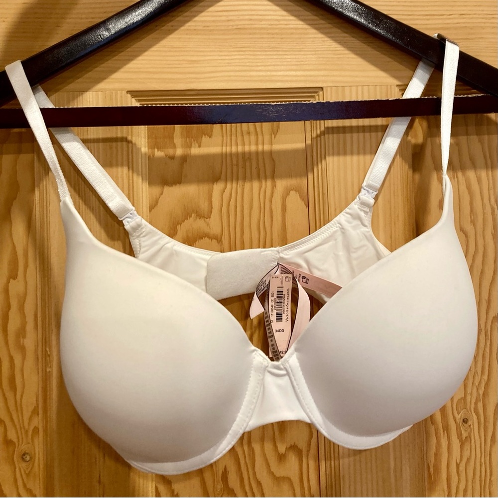 💚 NWT Victoria Secret classic white bra 34DD